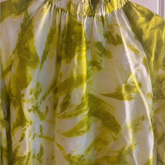 Marie Oliver The June Balloon Sleeve Blouse
NWOT - Picture 7 of 11